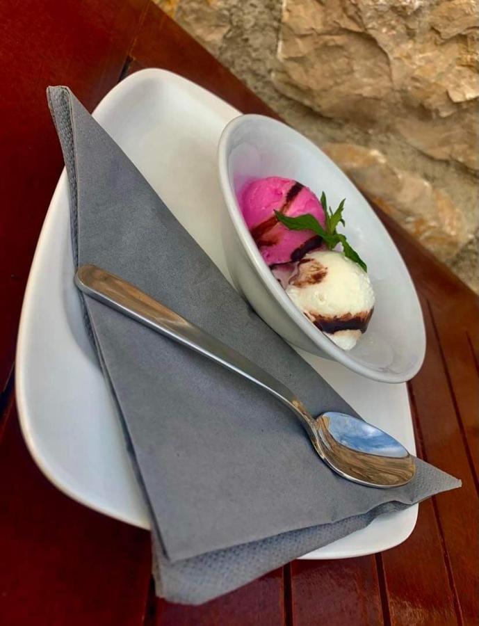 Hotel Belveder Pag Town Dış mekan fotoğraf