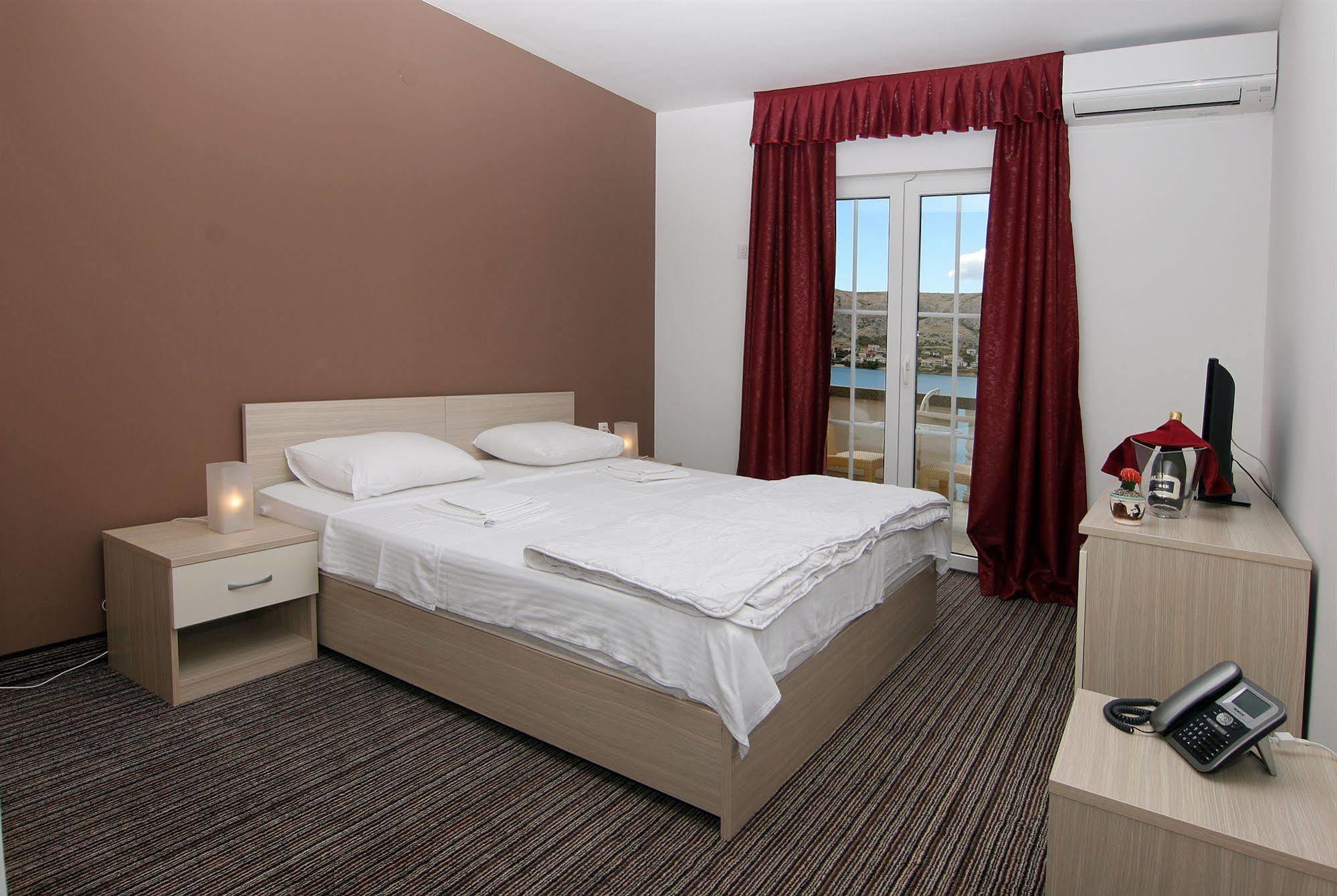 Hotel Belveder Pag Town Dış mekan fotoğraf